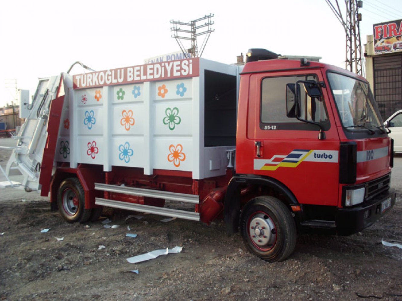 Türkoğlu Belediyesi Çöp Toplama Aracı